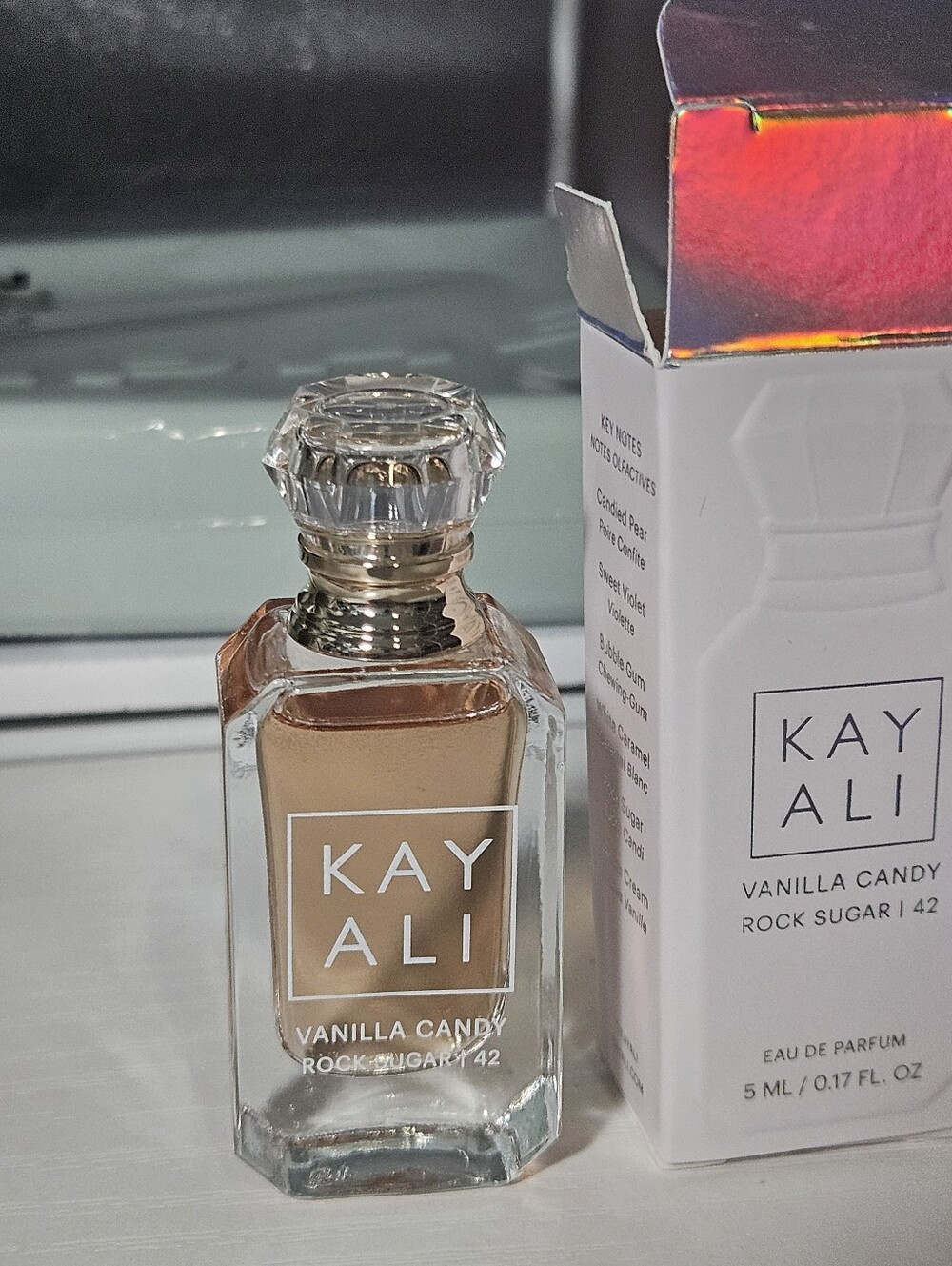 Kayali Vanilla Candy - Picture 3 of 6